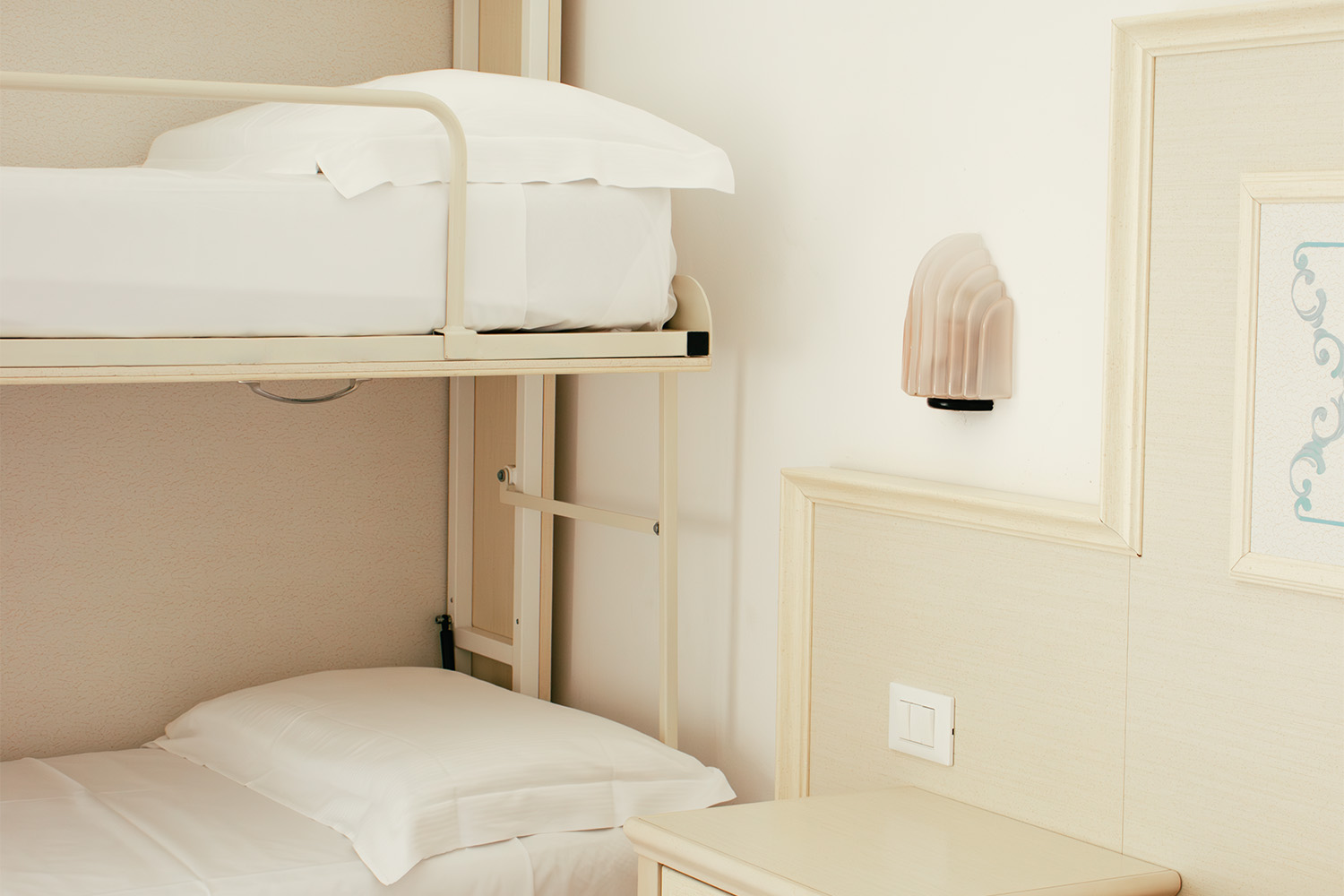 il letto a castello della camera family economy